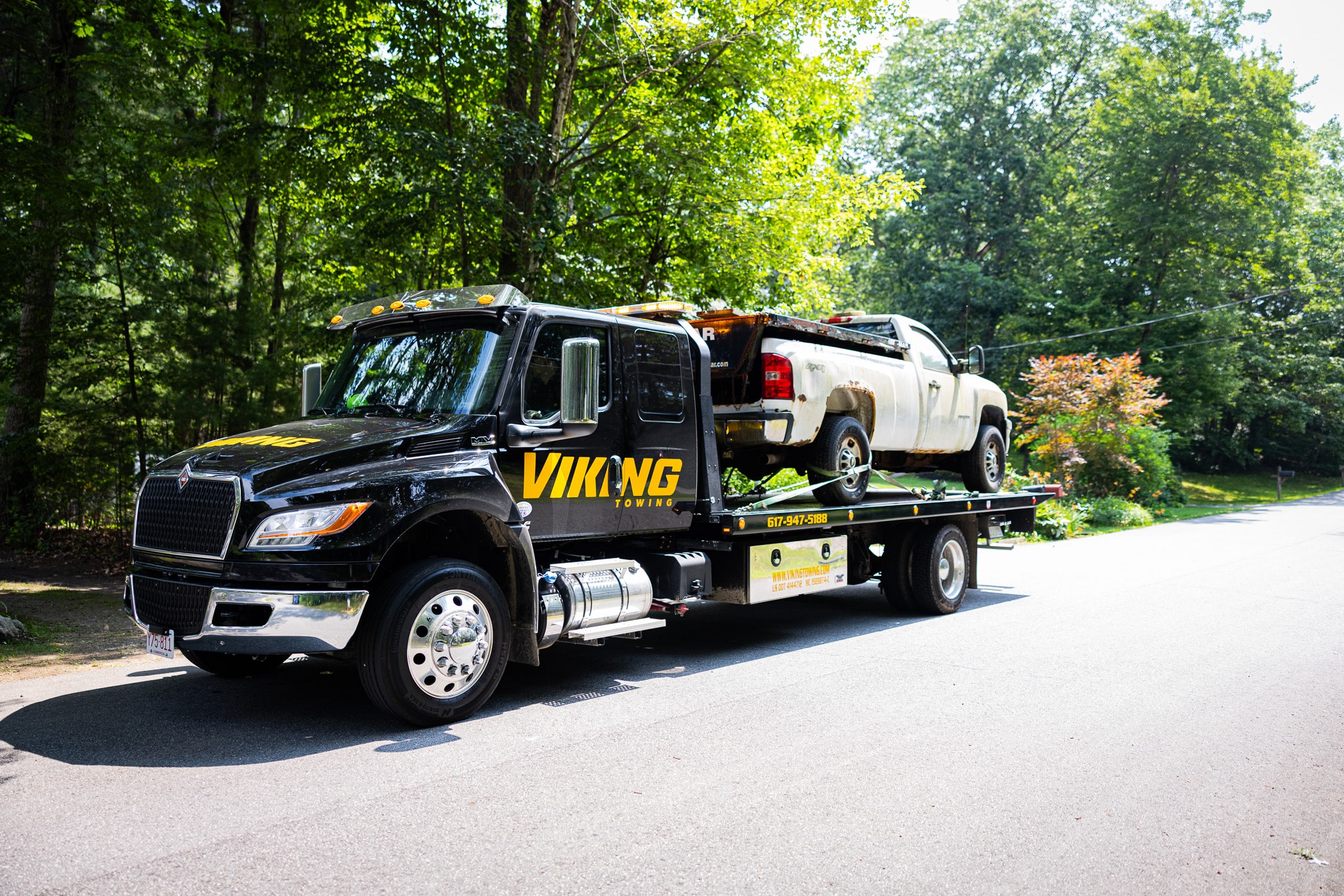 flatbed towing near me
